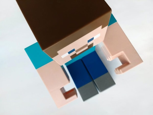 TOP 9 Hostingów serwerów Minecraft w 2026 (płatne i darmowe)